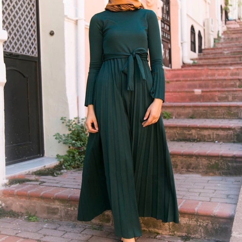 

Women Fashion Knitted Pleated Flared Sleeves Long Dress (Color:Green Size:L)