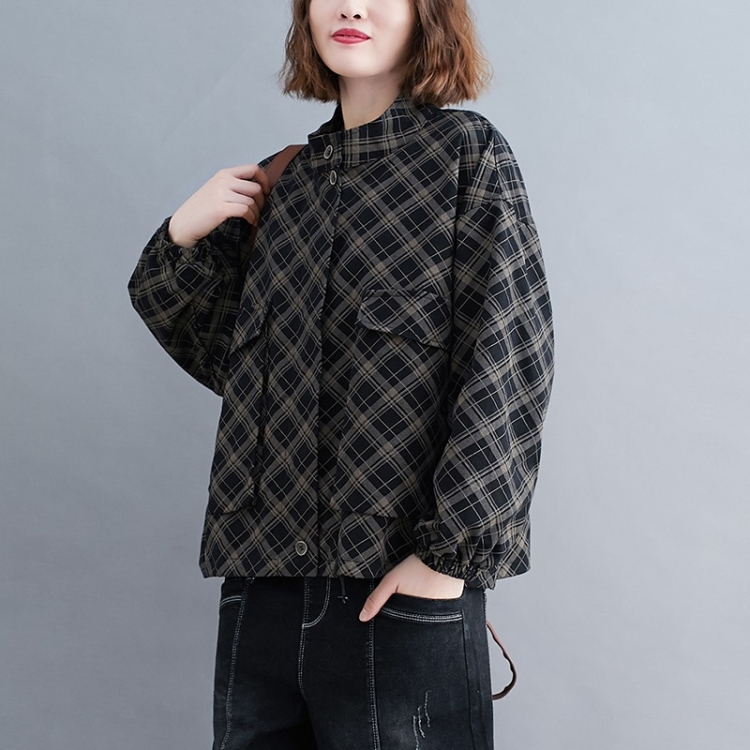 

Women Loose Plus Size Slimming Plaid Short Coat (Black)