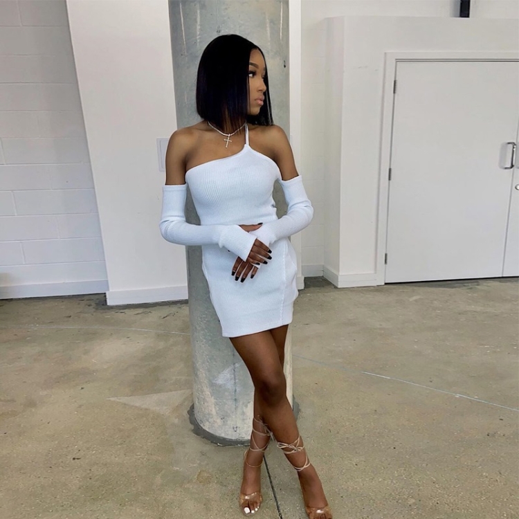 

Oblique Shoulder Strap All-match Open Back Sexy Thin Bag Hip Dress (Color:White Size:M)