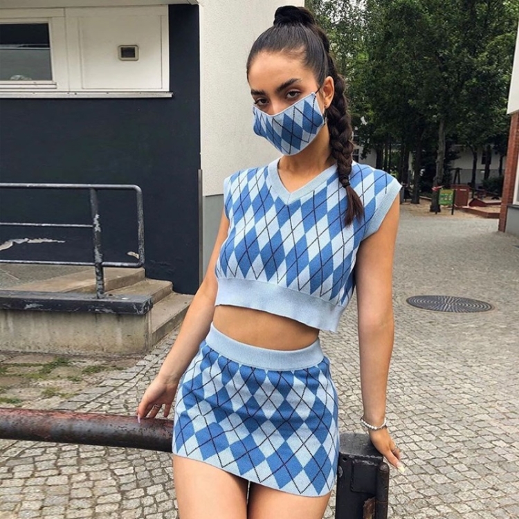

Pit Striped Knitted Vest And Short Skirt Two-piece Suit (Color:Blue Size:L)