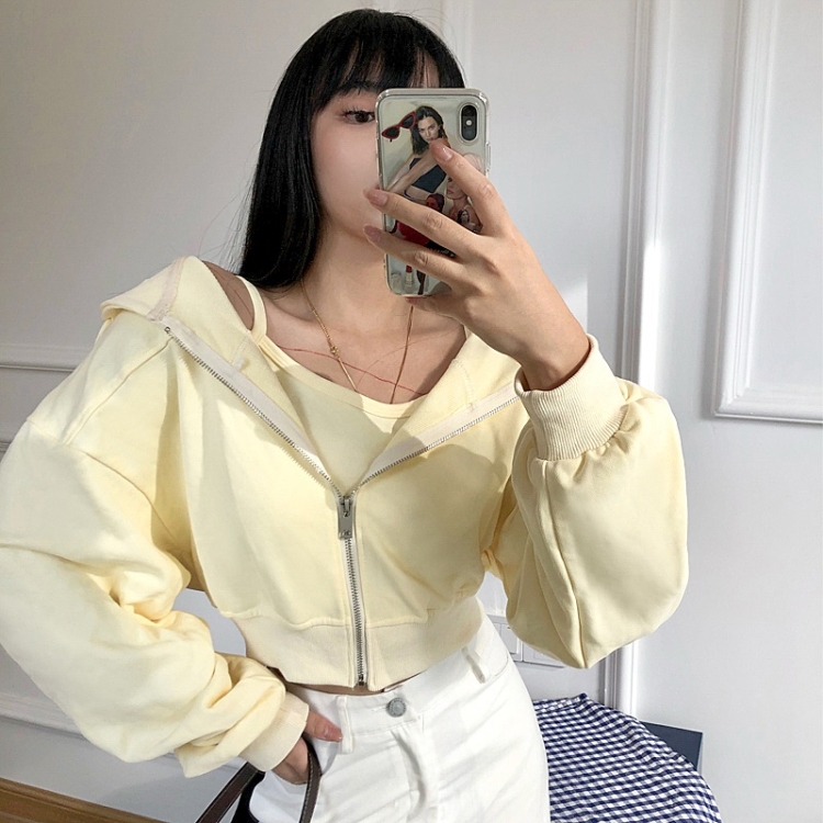 

Inner Vest + Solid Color Long-sleeved Sweater Suit (Color:Beige Size:S)