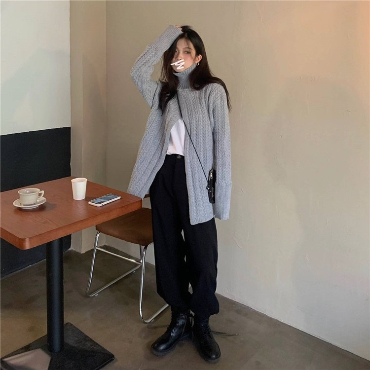 

High-neck Linen Pattern Split Long-sleeved Sweater (Color:Gray Size:Free Size)