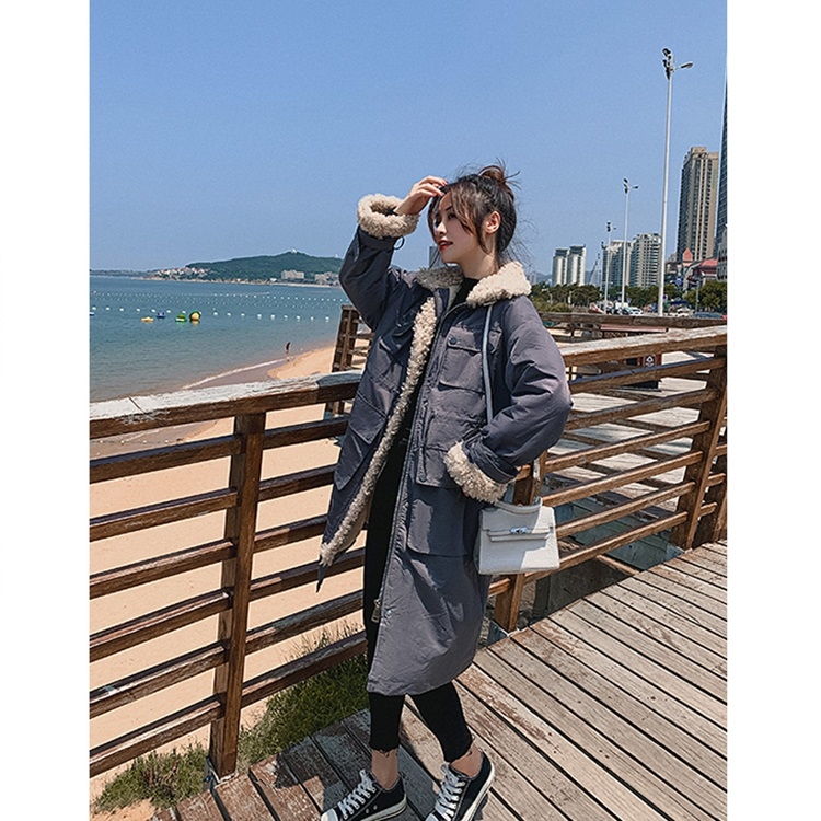 

Women Loose Waist Lamb Hair Stitching Down Jacket (Color:Gray Size:S)
