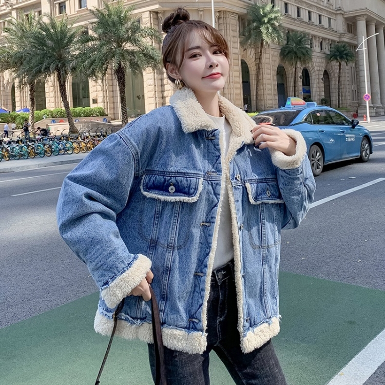 

Plus Velvet Thickened Loose Lapel Imitation Lamb Wool Denim Jacket Coat (Color:Light Blue Size:S)