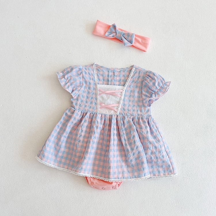 

Girls Small Plaid Lace One-piece Romper And Skirt Romper (Color:Pink Blue Size:90)