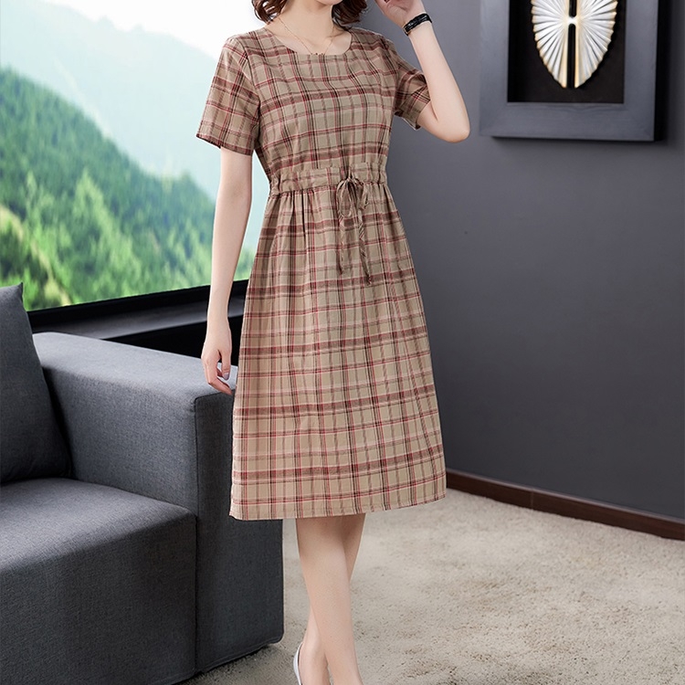 

Short-sleeved Loose Belly-covering Mid-length Floral Dress (Color:Khaki Size:XXL)